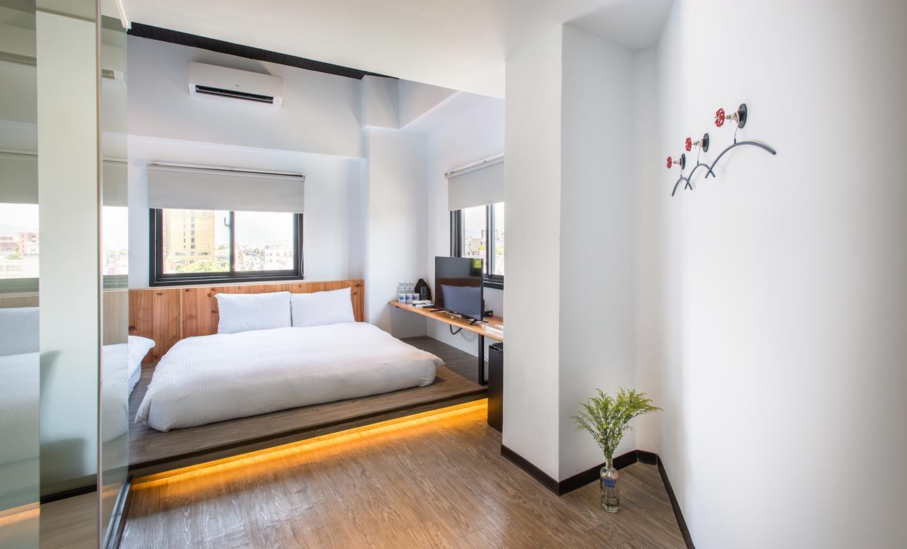 Traveller Inn Tiehua Cultural And Creative Hotel Taitung Luaran gambar