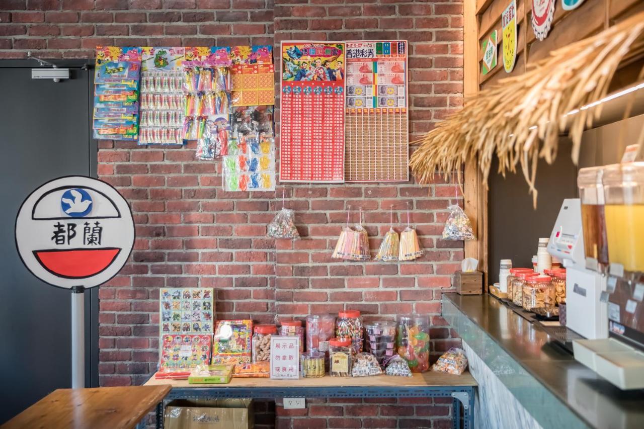 Traveller Inn Tiehua Cultural And Creative Hotel Taitung Luaran gambar